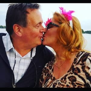 Meet your Posher, Deena